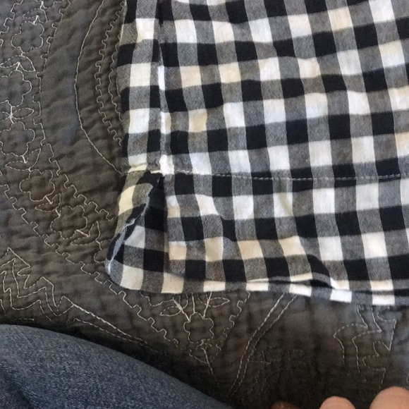 J.crew- black & white Gingham blouse-0 - Picture 16 of 16